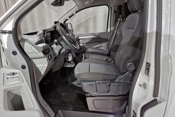 Volkswagen Transporter 9 of 13