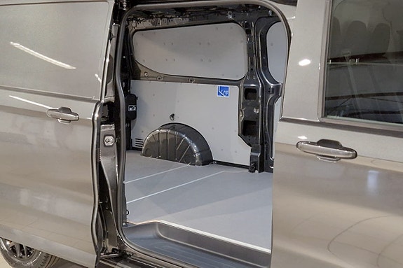 Volkswagen Transporter 7 of 13