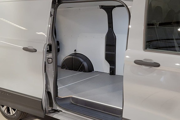 Volkswagen Transporter 7 of 13