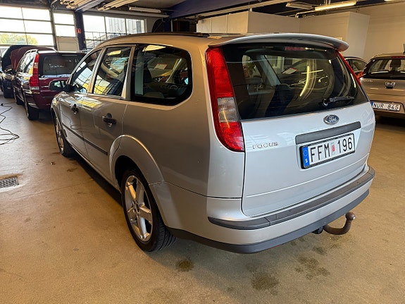 Ford Focus 5 of 19