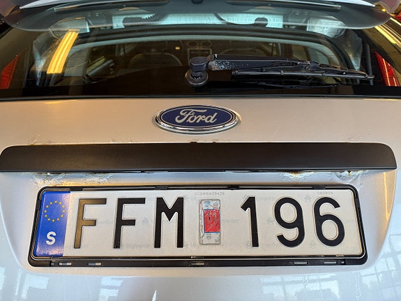 Ford Focus 12 of 19