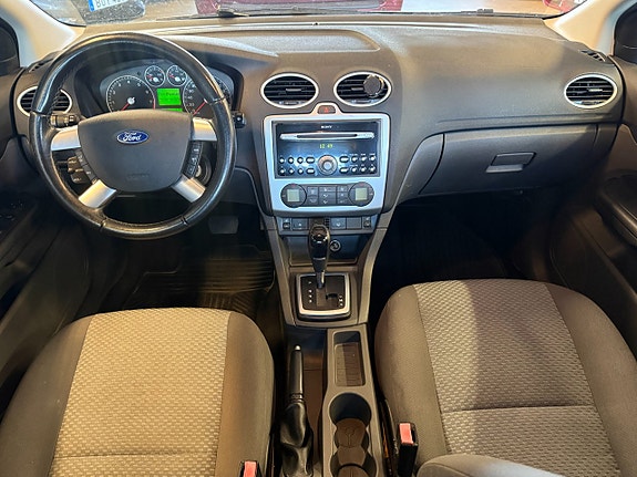 Ford Focus 10 of 19