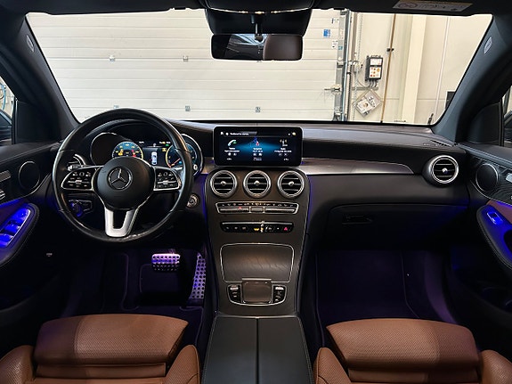 Mercedes-Benz GLC300 de 15 of 30