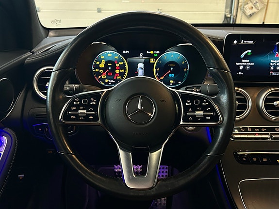 Mercedes-Benz GLC300 de 16 of 30