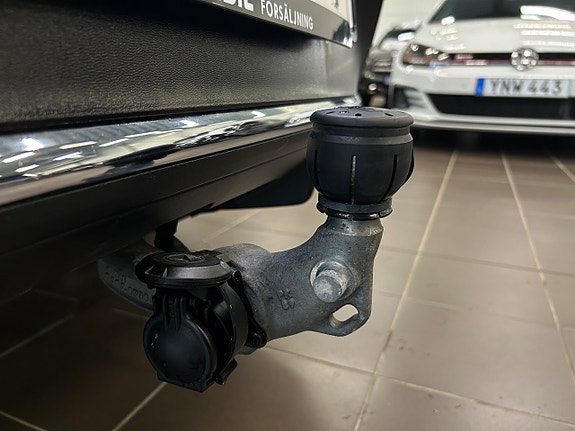 Mercedes-Benz GLC300 de 11 of 30