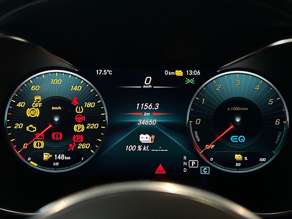 Mercedes-Benz GLC300 de 20 of 30
