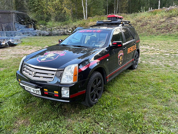 Cadillac SRX 6 of 12