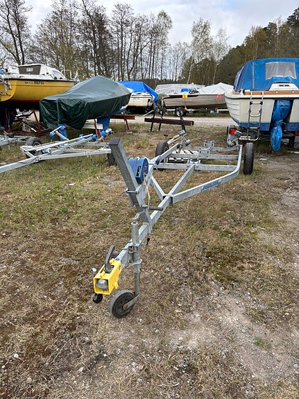 Ockelbo T16 70hk Motorbåt Trailer 7 of 7