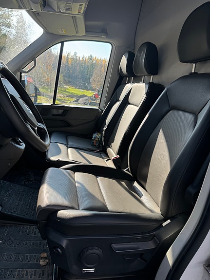Volkswagen Crafter 35 3 of 7