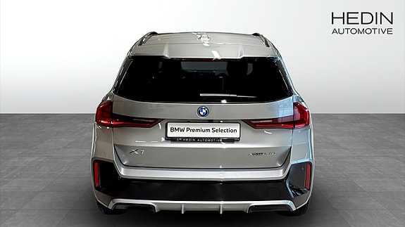 BMW X1 7 of 9