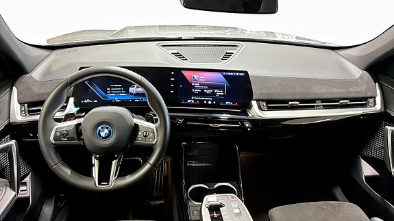 BMW X1 4 of 9
