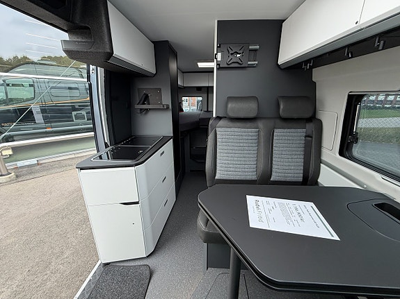 Adria Twin Supreme 640 SLB *JUBILEUMSERBJUDANDE* 8 of 14