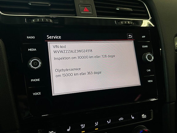 Volkswagen Golf I 19 of 30