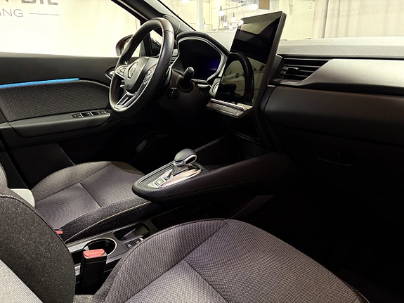 Renault Captur 11 of 19
