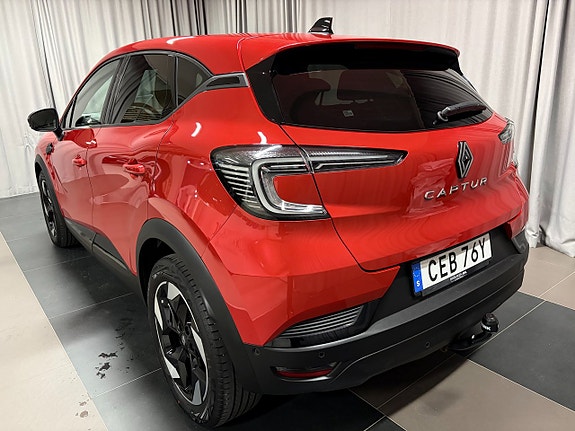 Renault Captur 3 of 19