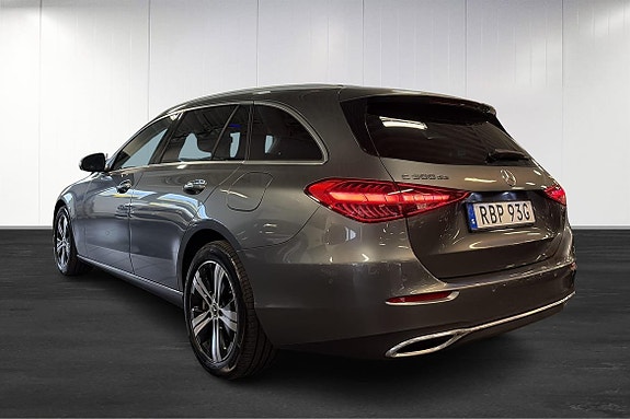Mercedes-Benz C300 de 4 of 25