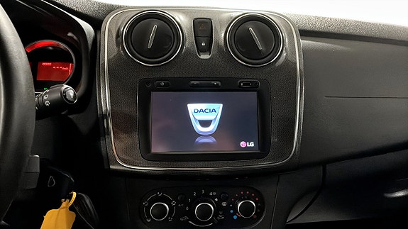 Dacia Sandero 11 of 11