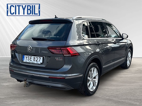 Volkswagen Tiguan 4 of 30