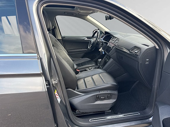 Volkswagen Tiguan 9 of 30