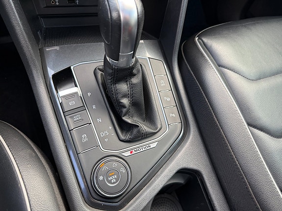 Volkswagen Tiguan 27 of 30