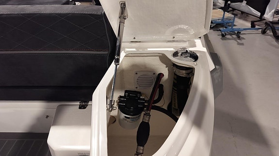 Ibiza 640 Touring + Yamaha F150XCA 16 of 16