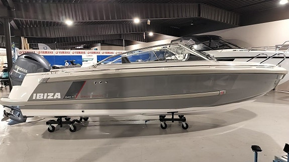 Ibiza 640 Touring + Yamaha F150XCA