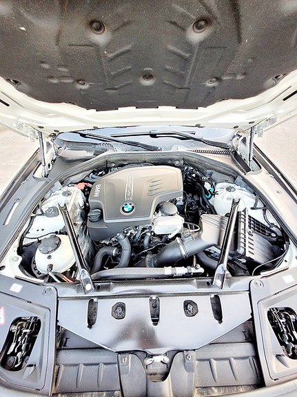 BMW 520i 19 of 19