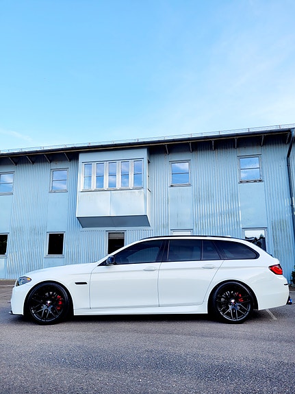 BMW 520i 3 of 19