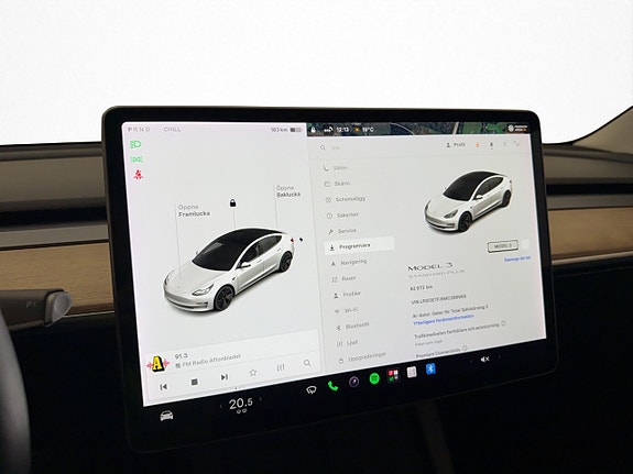 Tesla Model 3 24 of 30
