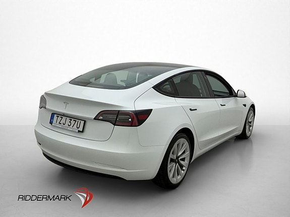 Tesla Model 3 9 of 30