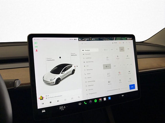 Tesla Model 3 22 of 30