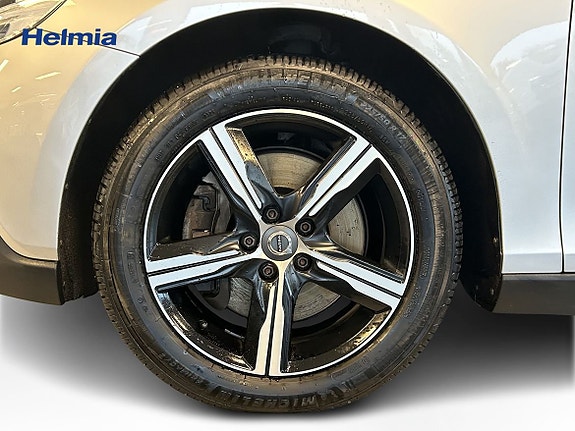 Volvo V40 Cross Country 13 of 13