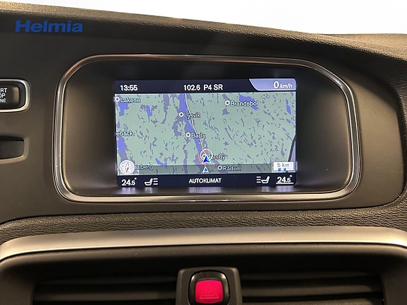 Volvo V40 Cross Country 9 of 13