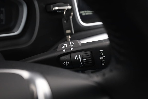 Volvo V40 26 of 30