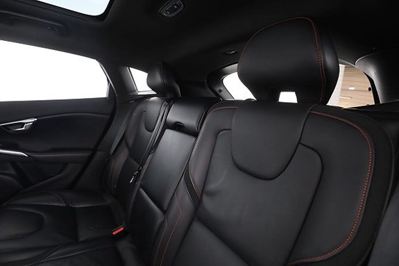 Volvo V40 15 of 30