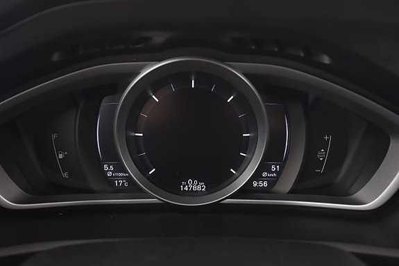 Volvo V40 20 of 30