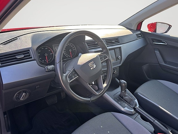 Seat Arona 3 of 3