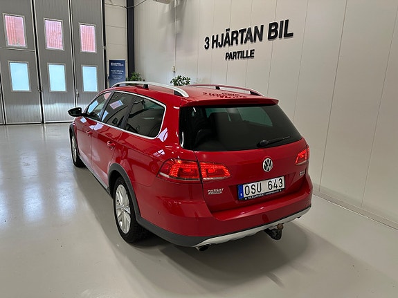Volkswagen Passat Alltrack 8 of 30