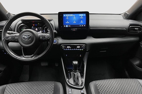 Toyota Yaris 11 of 18