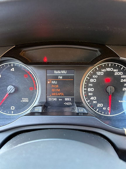 Audi A4 7 of 9