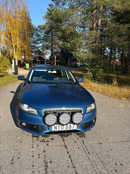 Audi A4 2 of 9