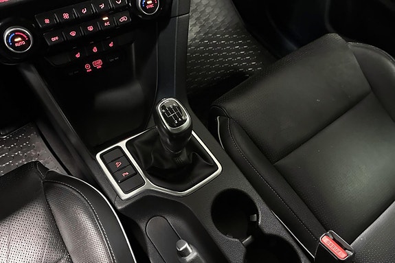 Kia Sportage 15 of 25