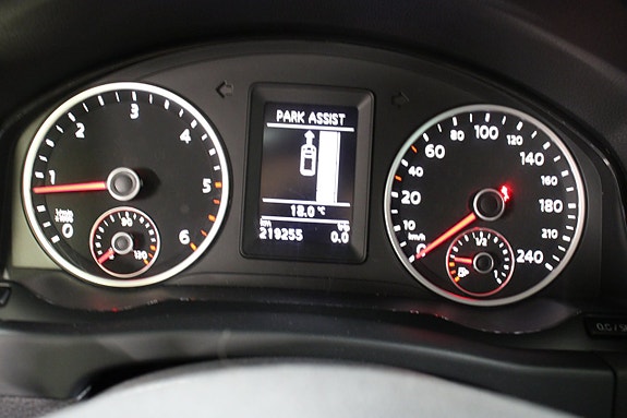 Volkswagen Tiguan 10 of 18