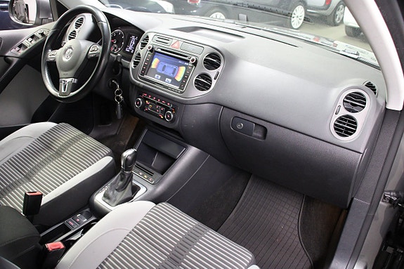Volkswagen Tiguan 16 of 18