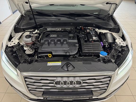 Audi Q2 17 of 18