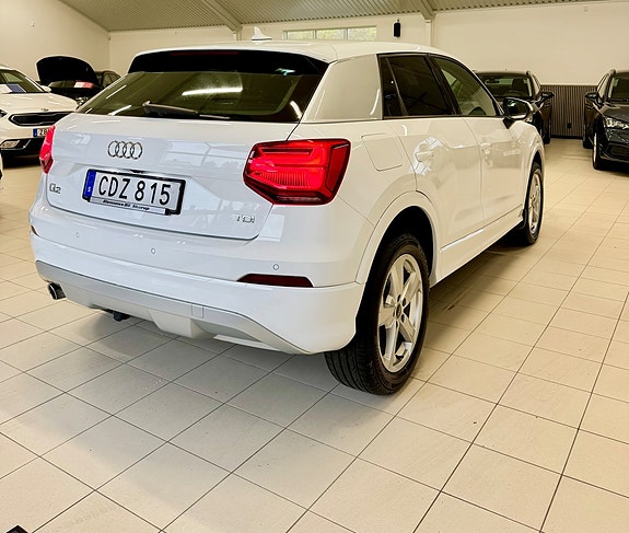 Audi Q2 3 of 18