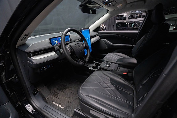 Ford Mustang Mach-E 16 of 25