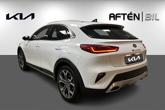 Kia XCeed 7 of 26