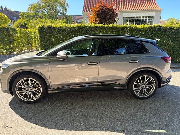 Audi Q4 e-tron 6 of 9