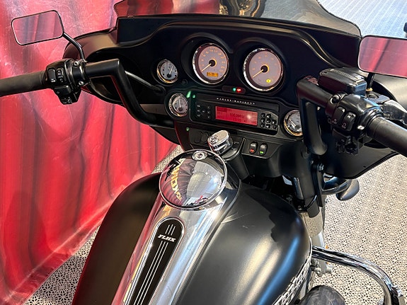 Harley-Davidson Street Glide *OKTOBERFEST 0-2,95% RÄNTA* 7 of 14